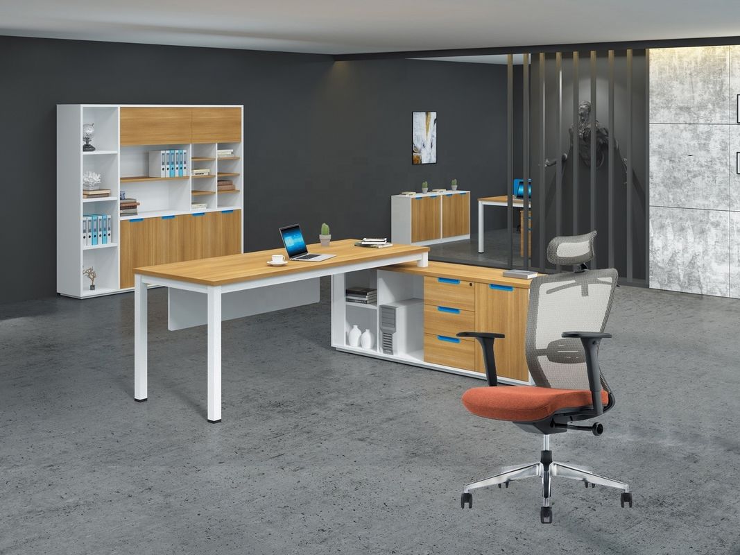 Alturas ajustables silla de malla de respaldo alto lujo OEM silla giratoria de oficina para competitivo