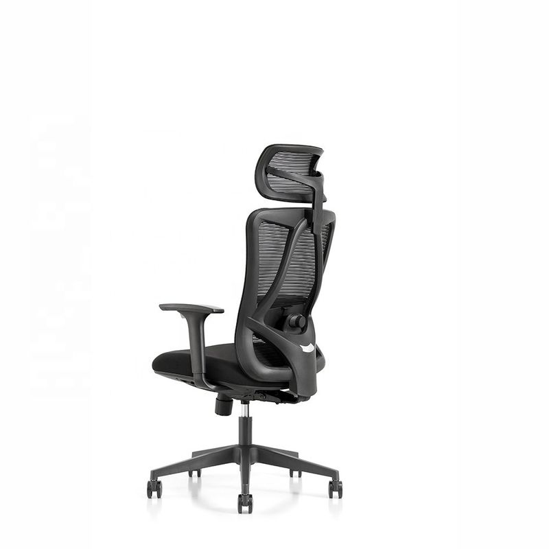 Silla giratoria ajustable con asiento cómodo y reposabrazos 3D