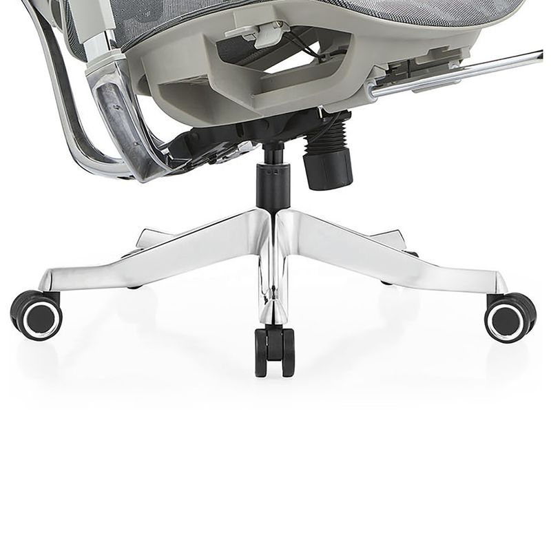 Silla de oficina de malla completa ajustable de altura gris para un movimiento fácil y un trabajo cómodo