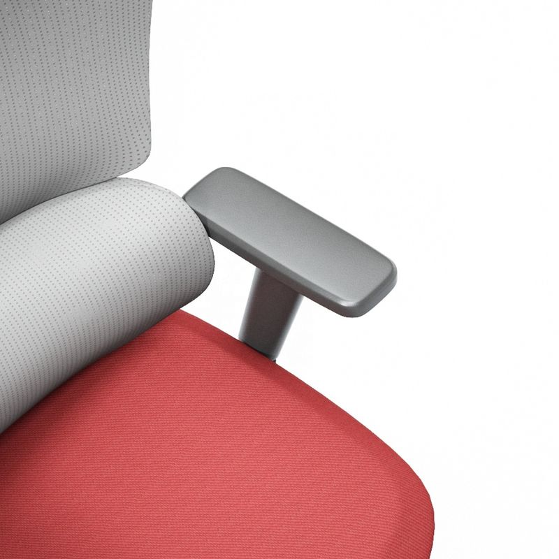 Silla ergonómica de malla con reposapiés ajustable y respaldo de espalda en negro